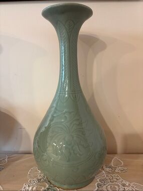 Vintage Chinese Celadon Green Decorative Ceramic Vase - Home Accents